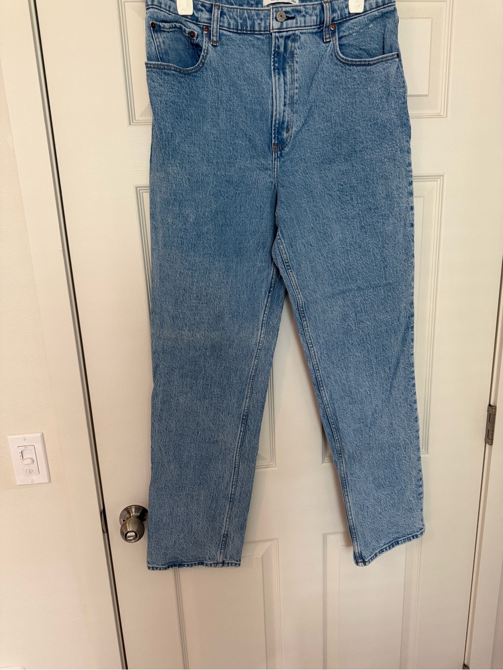Abercrombie & Fitch Women’s 90’s Straight Ultra High Rise Jeans